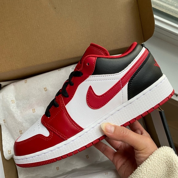Jordan 1 Low - Bulls / 7 Women - Picture 3 of 5